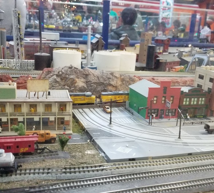 gadsden-pacific-division-toy-train-operating-museum-photo